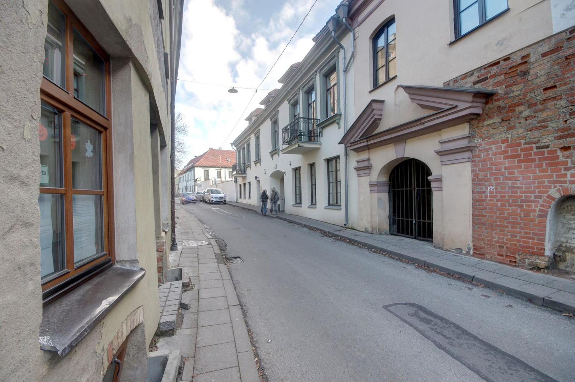 Historical Apartments X Free Parking Self Check In 24X7 By H&H VNO Dış mekan fotoğraf